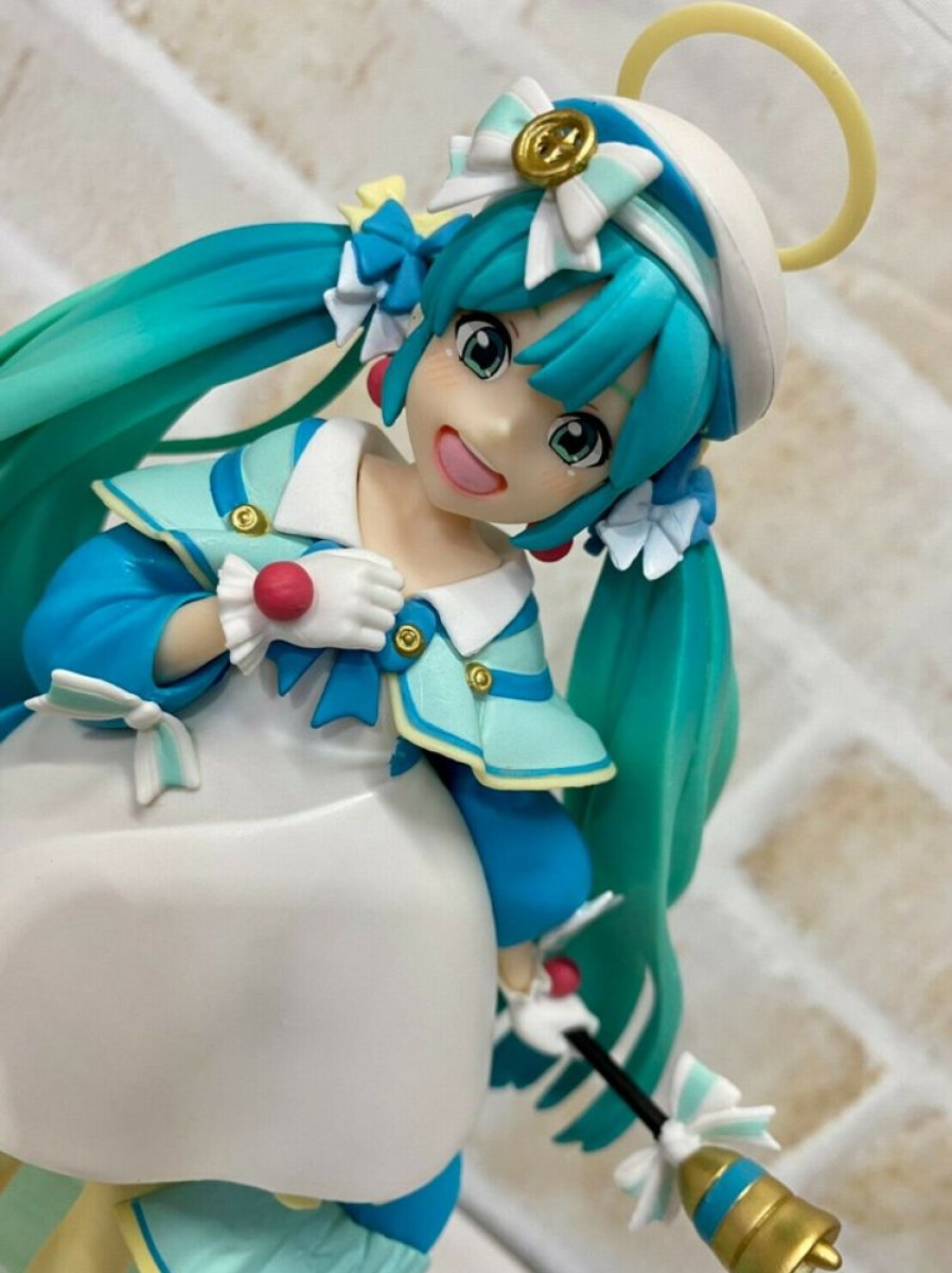 Figure Taito | Hatsune Miku 2Nd Season Winter Ver. 6" Figure